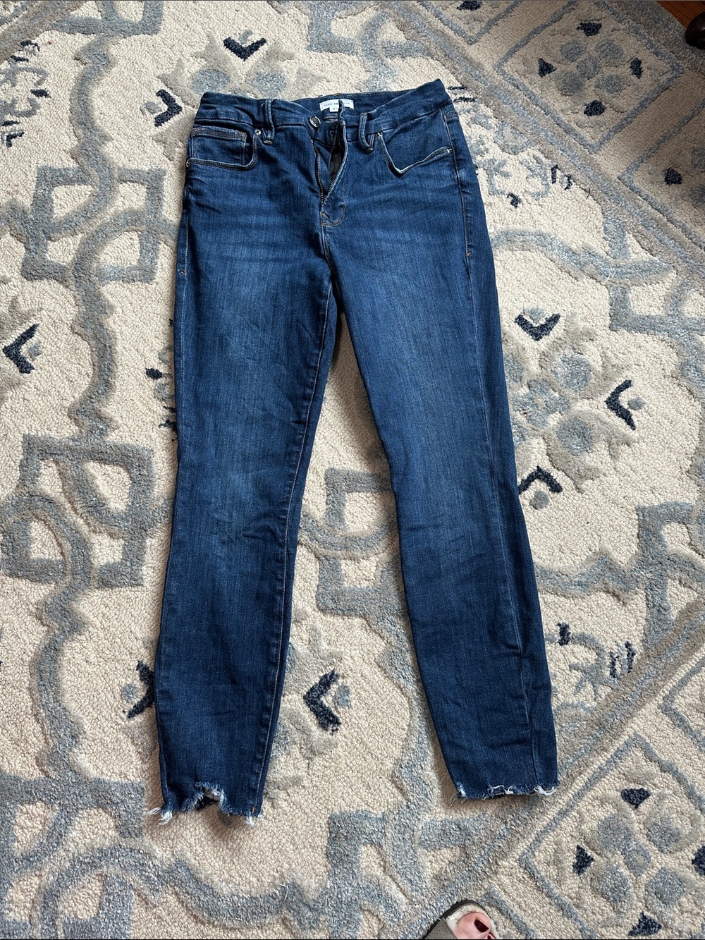 Good American Good Legs Ripped Hem High Waist Skinny Jeans size 29 fits a petite
